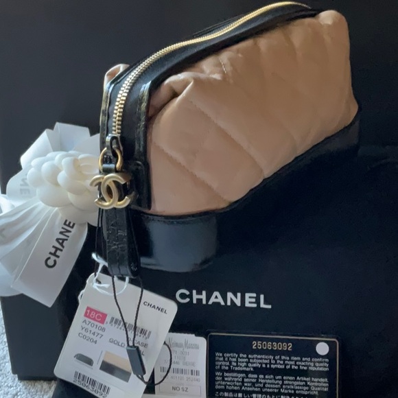 🌹 CHANEL O - CASE 🌹NWT 🌹 - Picture 6 of 16